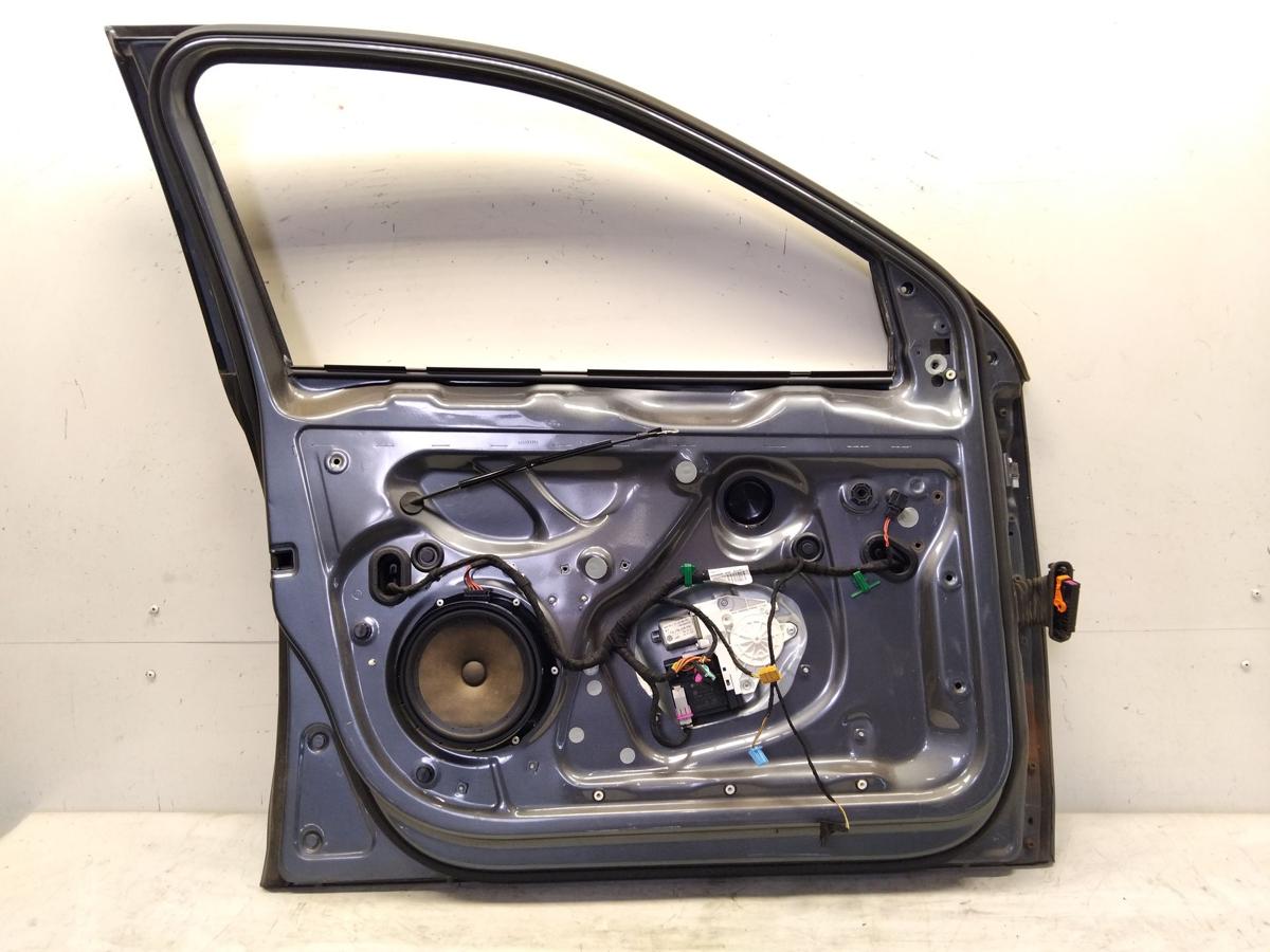 VW Golf 5 Variant original T&uuml;r vorn links LD7X Platingrau Metallic BJ2008