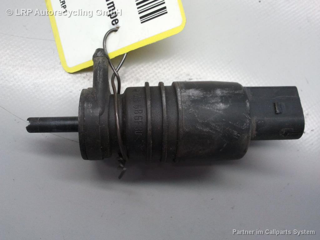 Scheibenwaschpumpe 1J5955651 N.L. Audi A4/S4 Lim/Avant (B5) BJ: 2000