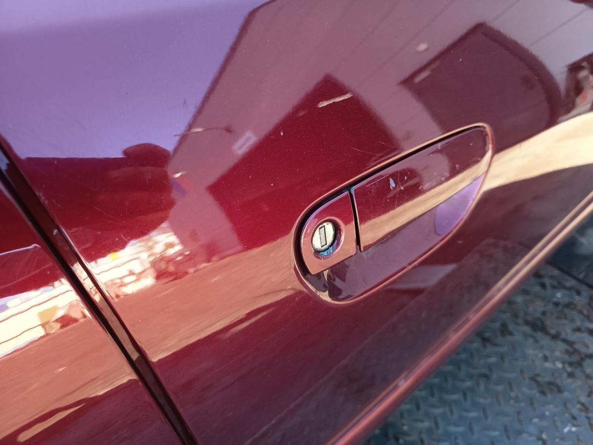 Audi A4 B5 8D original Tür vorn rechts Beifahrer Z3L Hibiscusrot Bj 2000