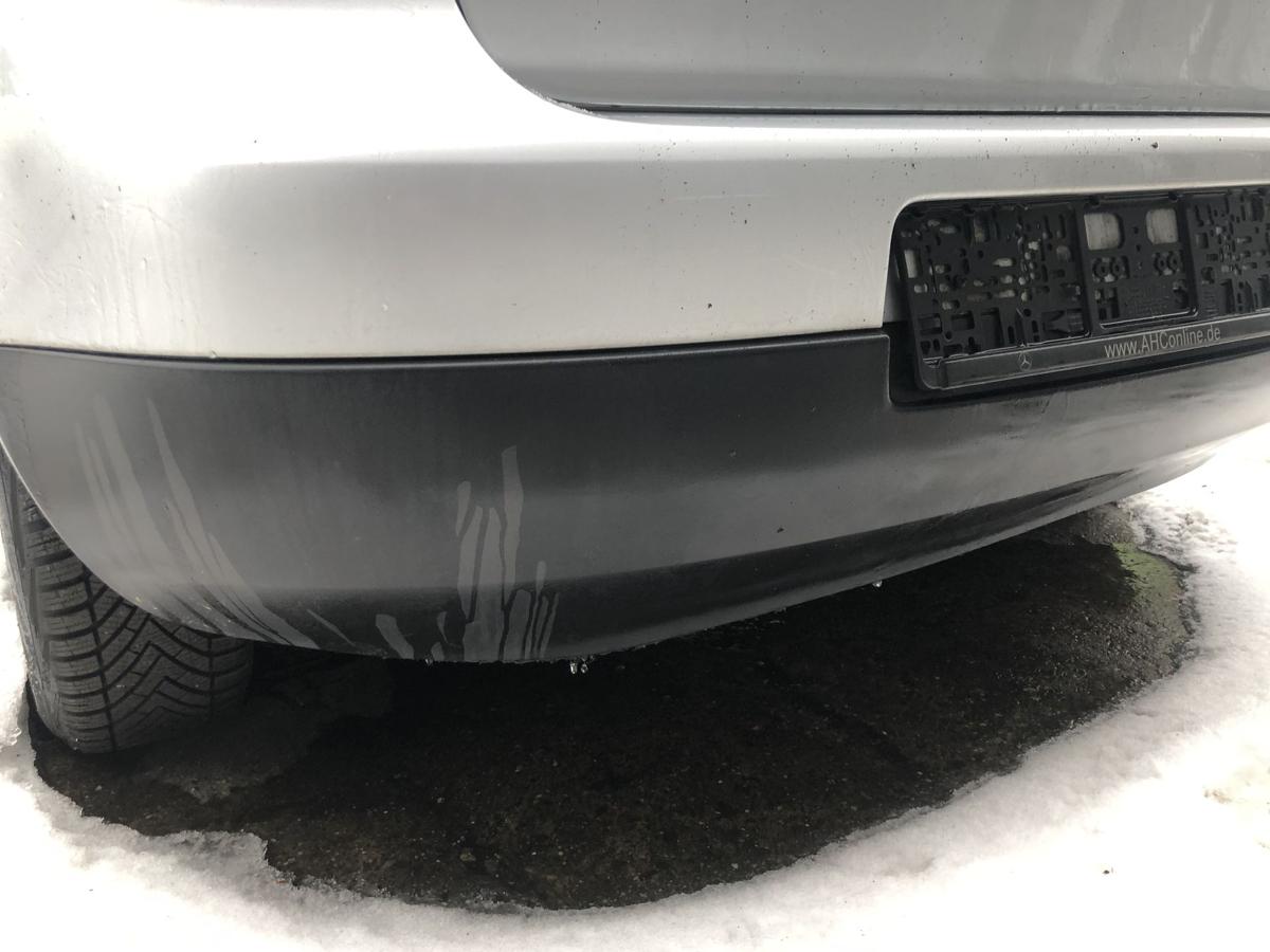 VW Golf 5 V 1K Sto&szlig;f&auml;nger hinten Hecksch&uuml;rze f&uuml;r 3 und 5 t&uuml;rer LA7W Reflexsilber