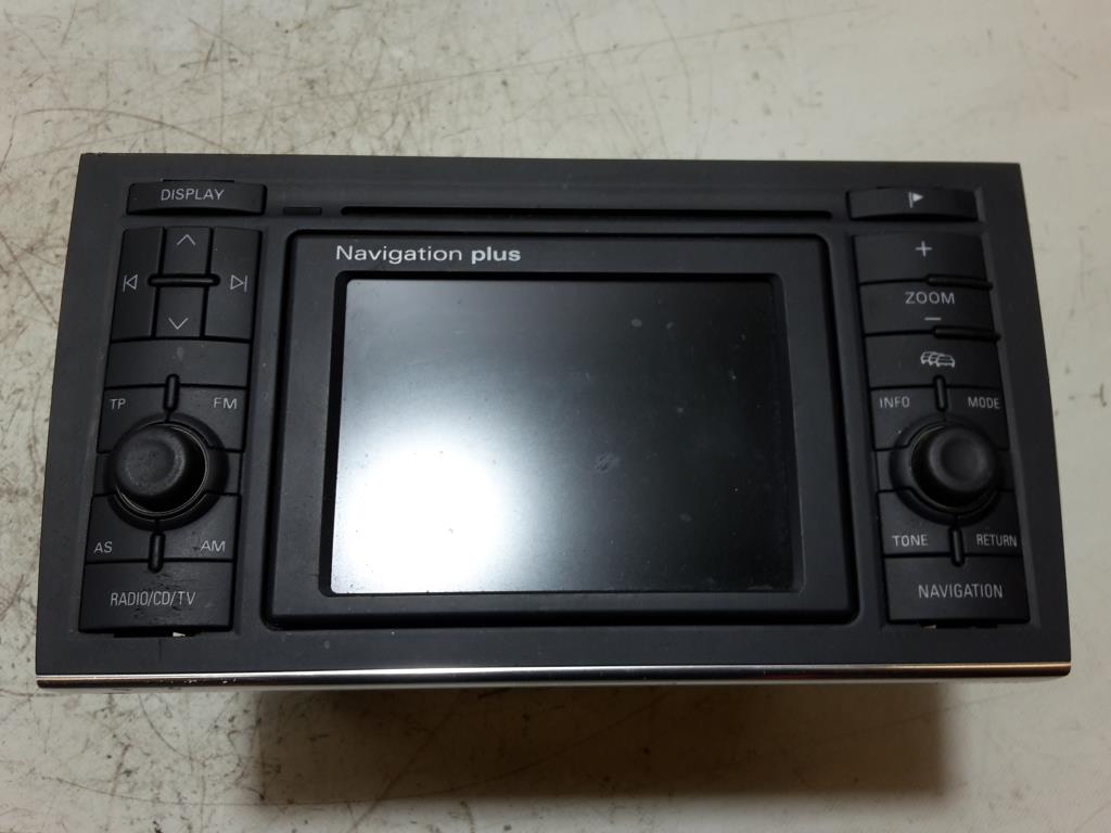 Audi A4 8E B6 BJ 2004 original Navigationssystem Navi Plus 8E0035192B