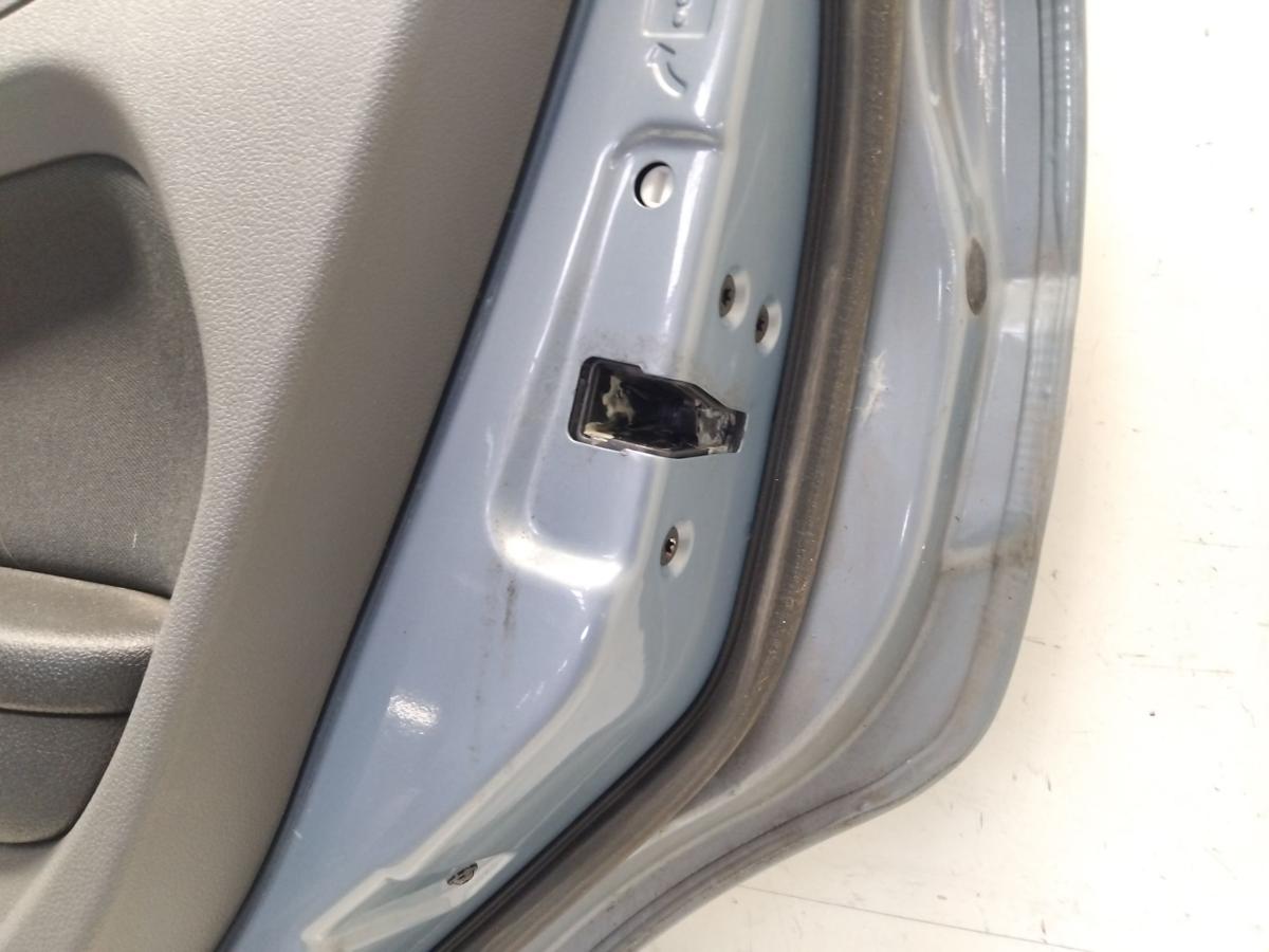 Ford Focus 2 DA3 Facelift T&uuml;r hinten rechts Flie&szlig;heck BJ2008 Avalon-Grau Delle
