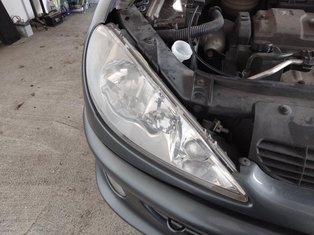 Peugeot 206 original Scheinwerfer vorn rechts Facelift Halogen mit LWR BJ2008