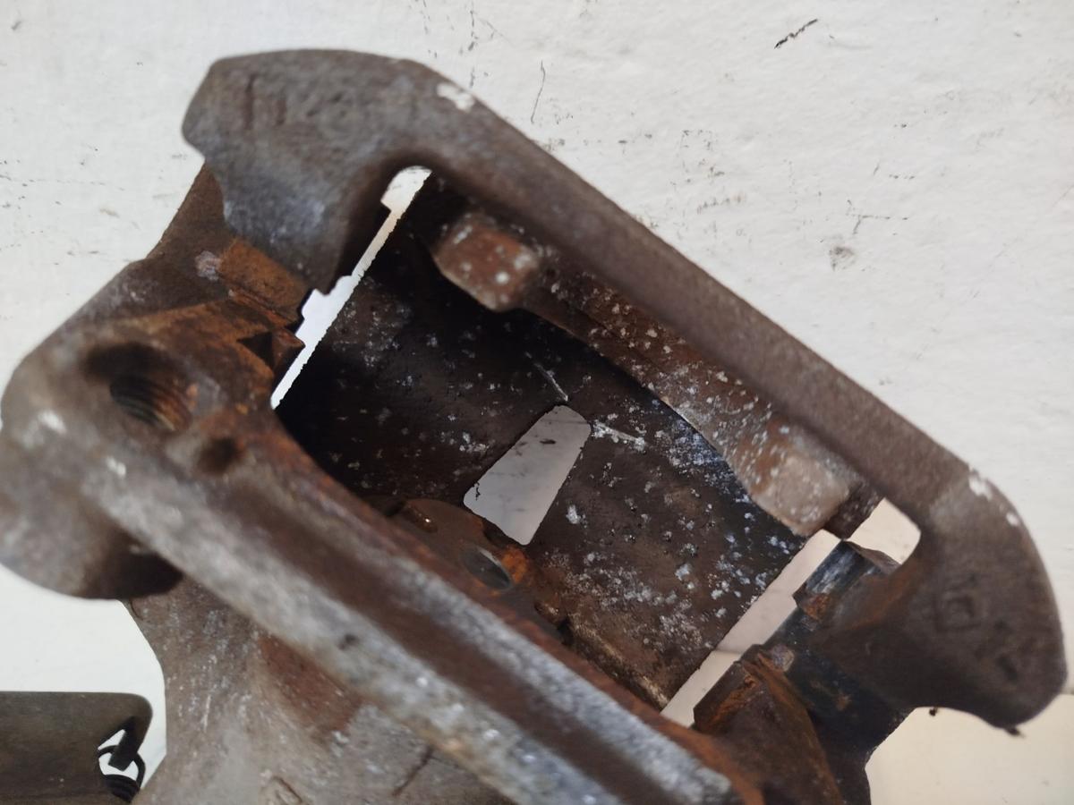 Hyundai i30 PD Mild Hybrid Bremssattel hinten rechts Bremszange Sattel