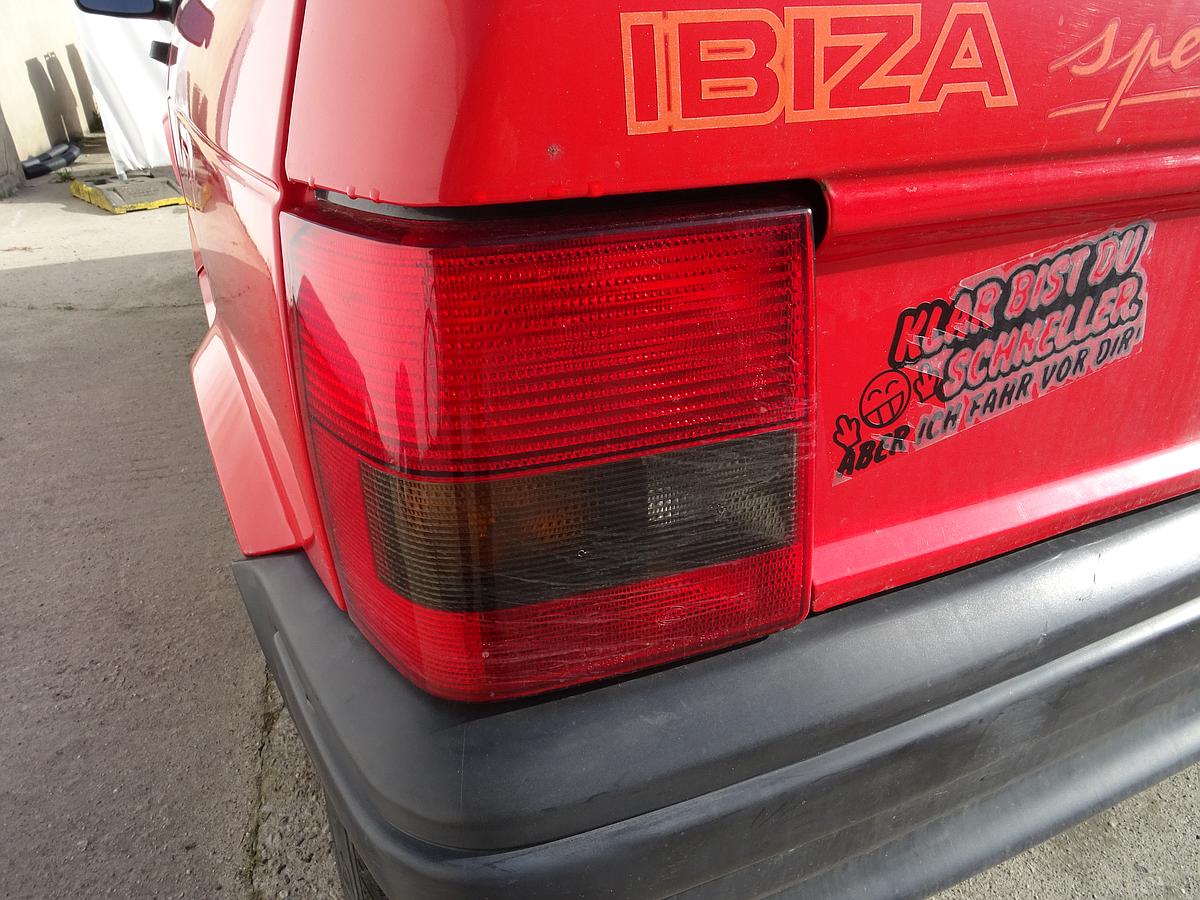 Seat Ibiza 021A Bj.1992 original Rückleuchte Schlussleuchte links Facelift ab 03/91