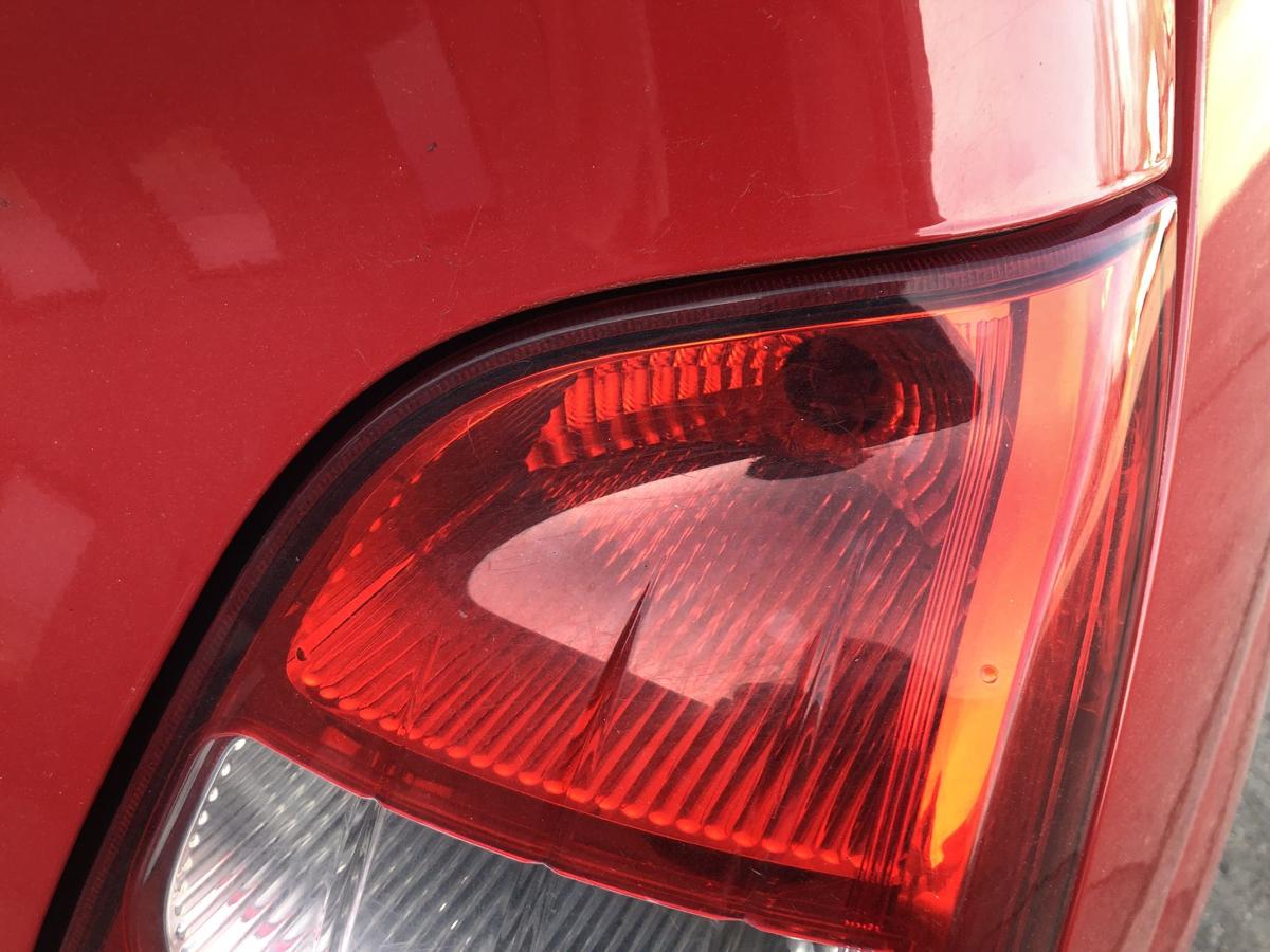 Renault Twingo 2 II R&uuml;ckleuchte links R&uuml;cklicht Heckleuchte Schlusslicht