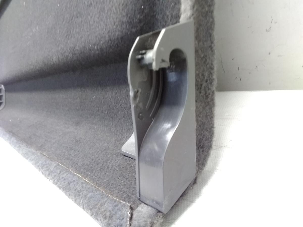 Opel Astra H GTC original Hutablage Kofferraumabdeckung beschädigt Bj.2008