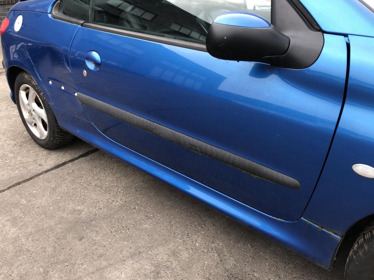 Peugeot 206CC Typ 2D T&uuml;r vorn rechts Beifahrert&uuml;r im Rohbau KMF Poseidon Blau
