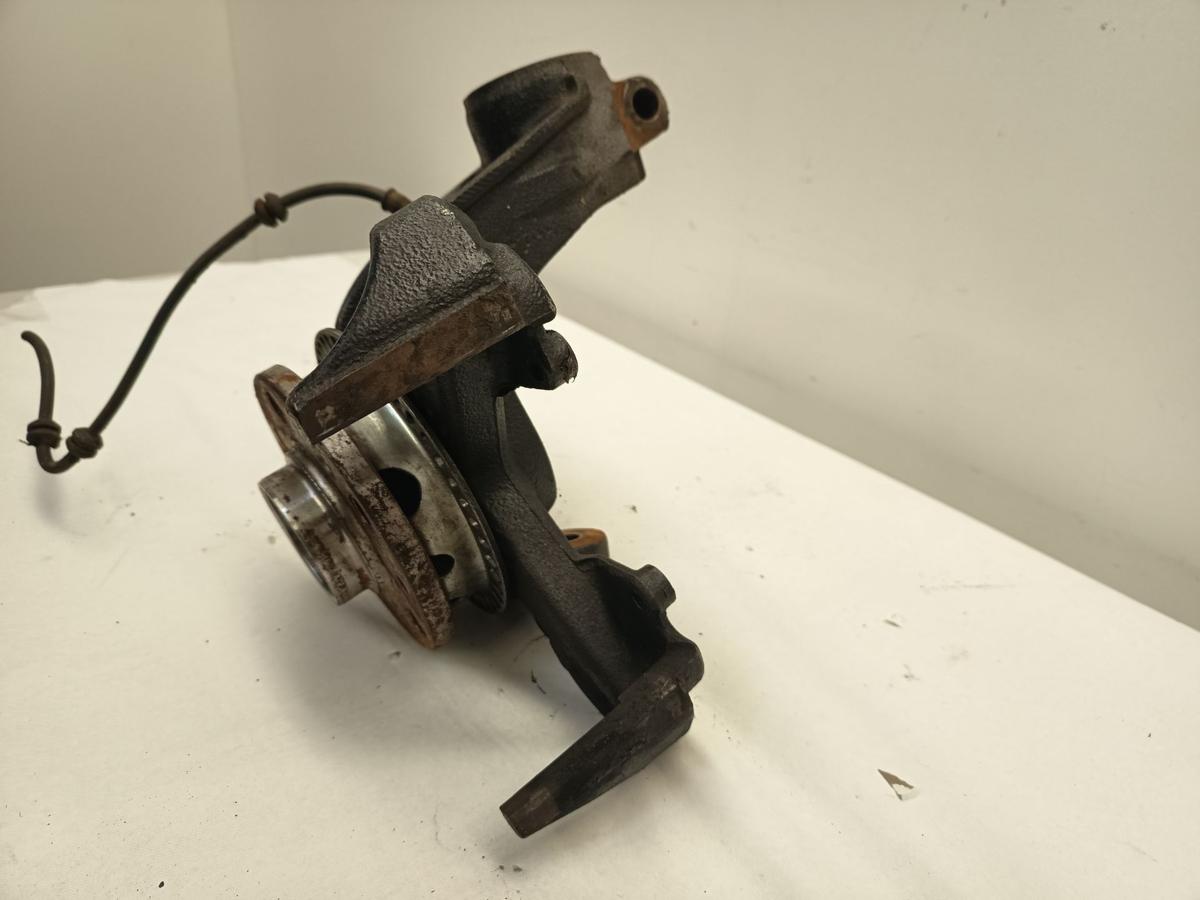 Audi A3 8L Achsschenkel/ Radlagergehäuse/Radlager vorn rechts1J0407256N Bj 1998