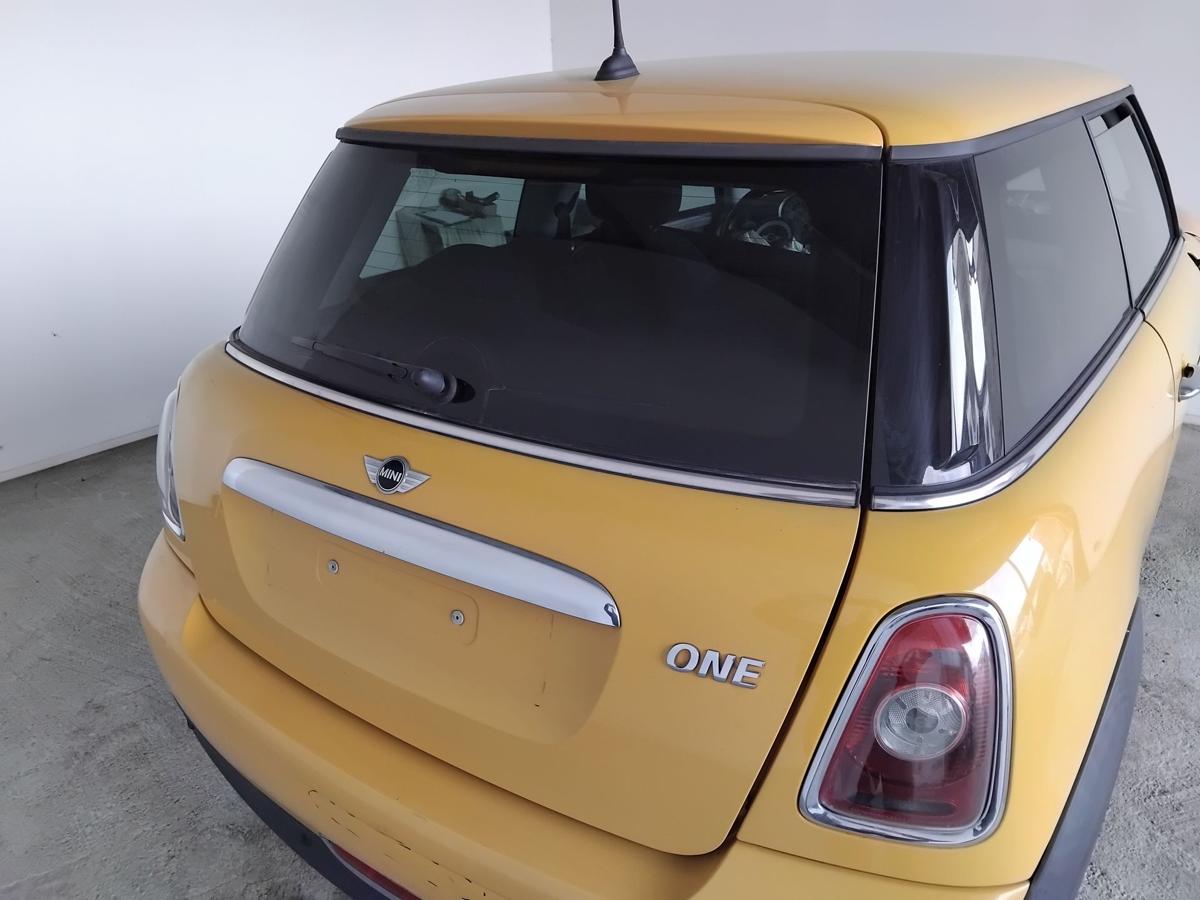 Mini II R56 One Heckklappe A58 Mellow Yellow mit Heckscheibe abgedunkelt BJ2008