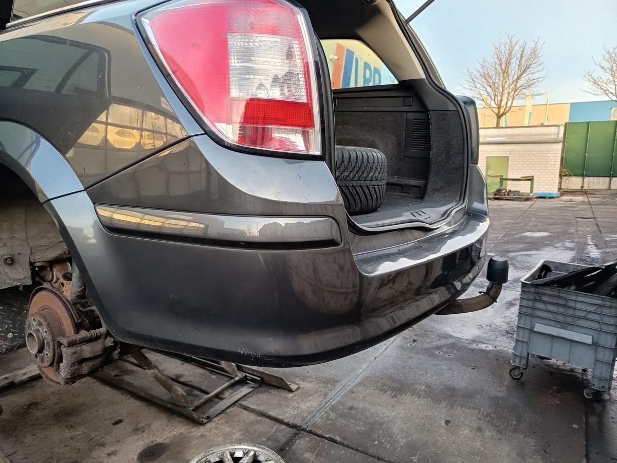 Opel Astra H original Sto&szlig;stange F&auml;nger hinten/Heck Z177 Karbongrau Bj 2010