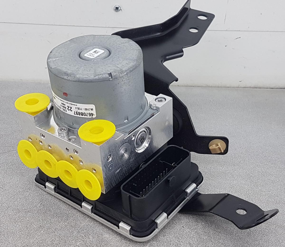 Mitsubishi Eclipse Cross ABS Hydroaggregat Bj2023 4670B897 2,4 72kw 4WD Hybrid