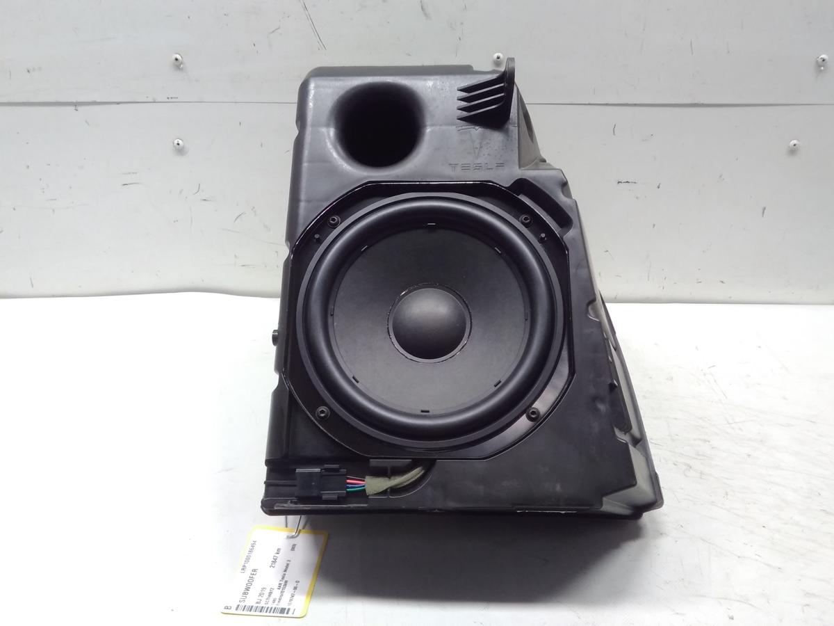 Tesla Model 3 original Subwoofer Lautsprecher hinten mit Gehäuse BJ2019