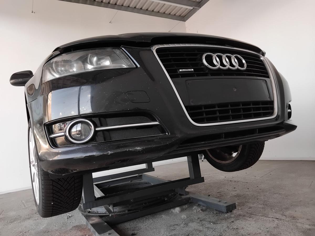 Audi A3 8P 2.Facelift original Stoßstange Stossfänger vorn LY9B 3-türig BJ2010