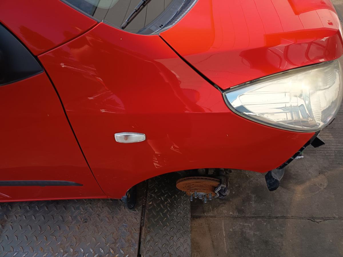 Hyundai I10 original Kotfl&uuml;gel rechts H4 Electric Red vor Facelift Baujahr 2009