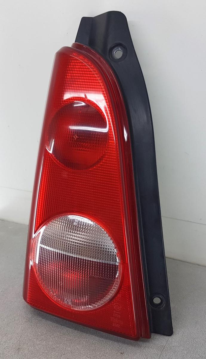 Opel Agila A Rückleuchte Rücklicht links Bj2001