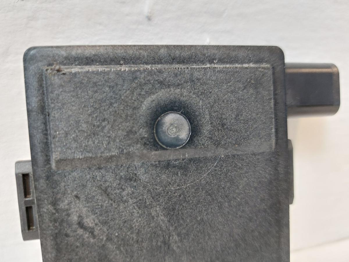 NIO EL6 Elektro SUV Radarsensor Sensor Abstandstempomat vorn OEM