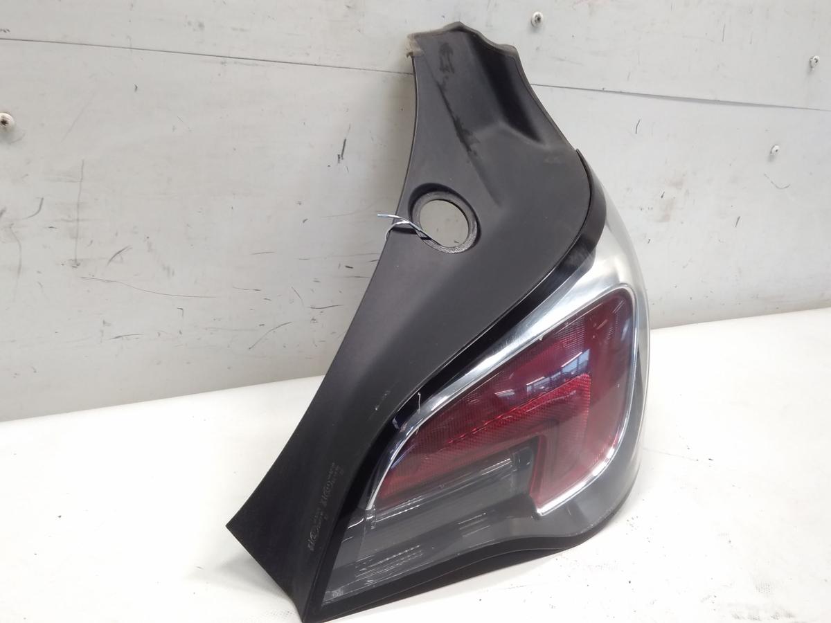 Opel Adam original Rückleuchte Heckleuchte rechts LED Bj.2013