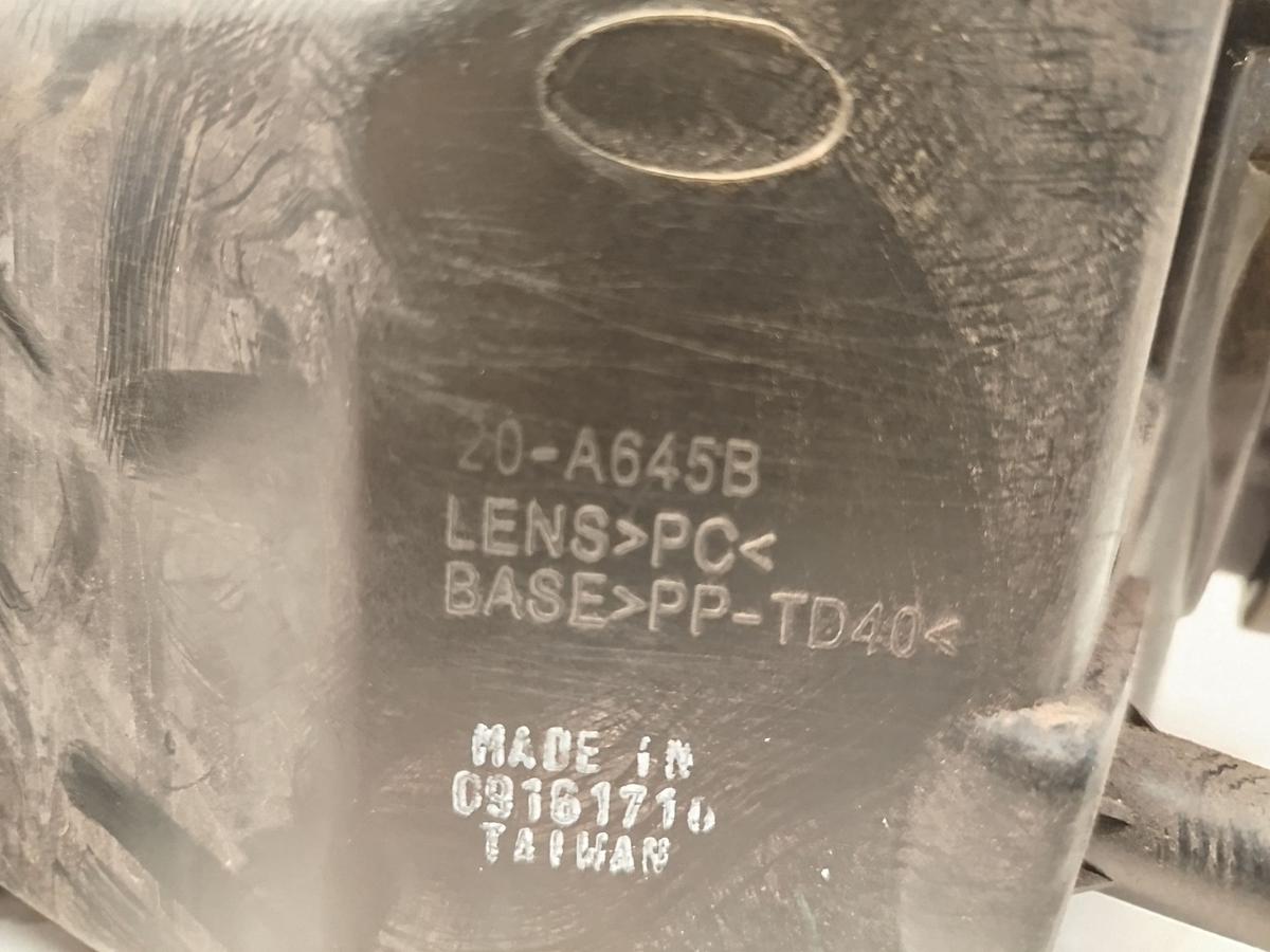 Dacia Logan LS0 Scheinwerfer Hauptscheinwerfer Frontscheinwerfer rechts tr&uuml;b