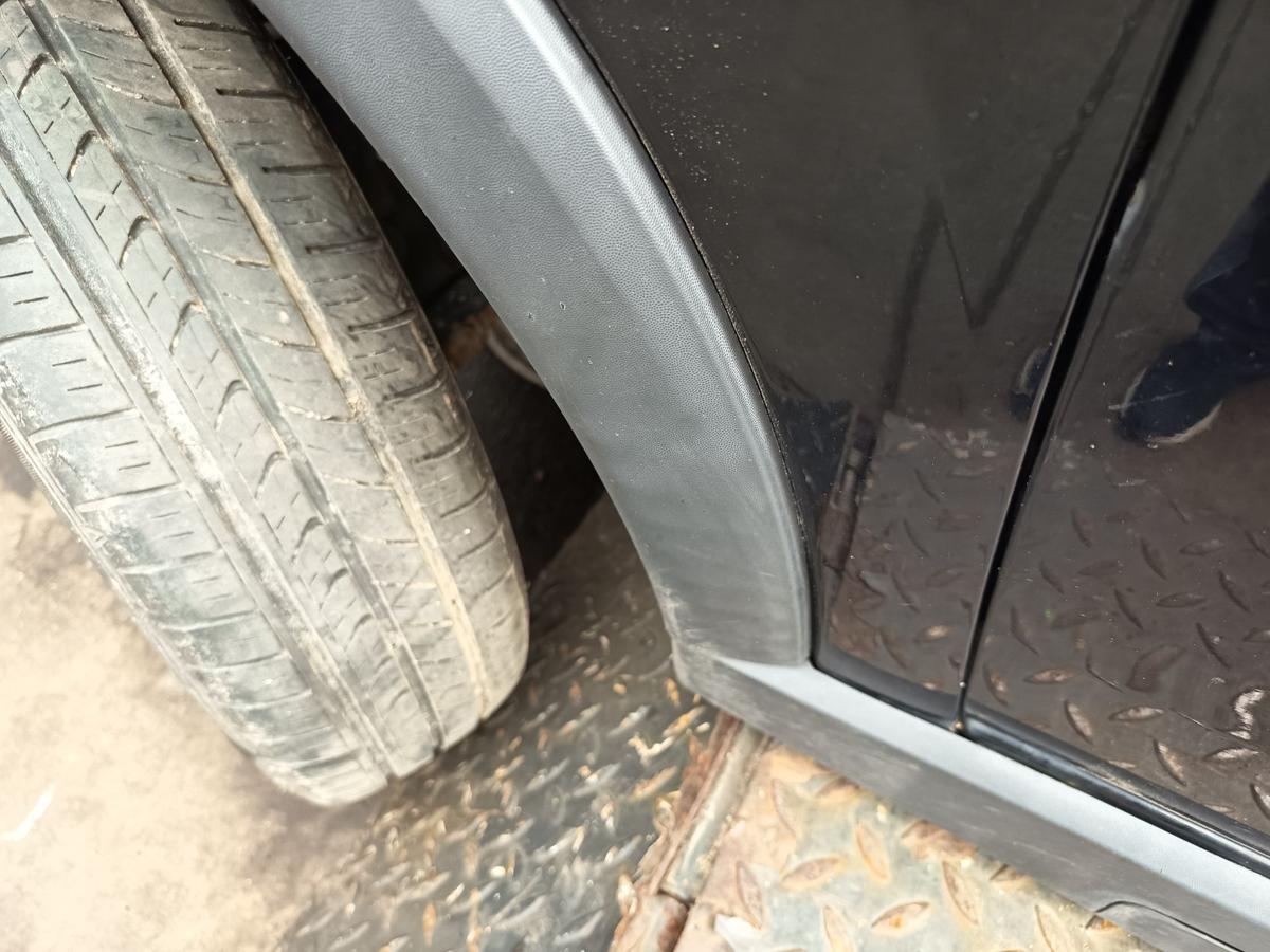 Opel Corsa C original Kotfl&uuml;gel links Seitenteil Z20R Saphirschwarz Bj 2003