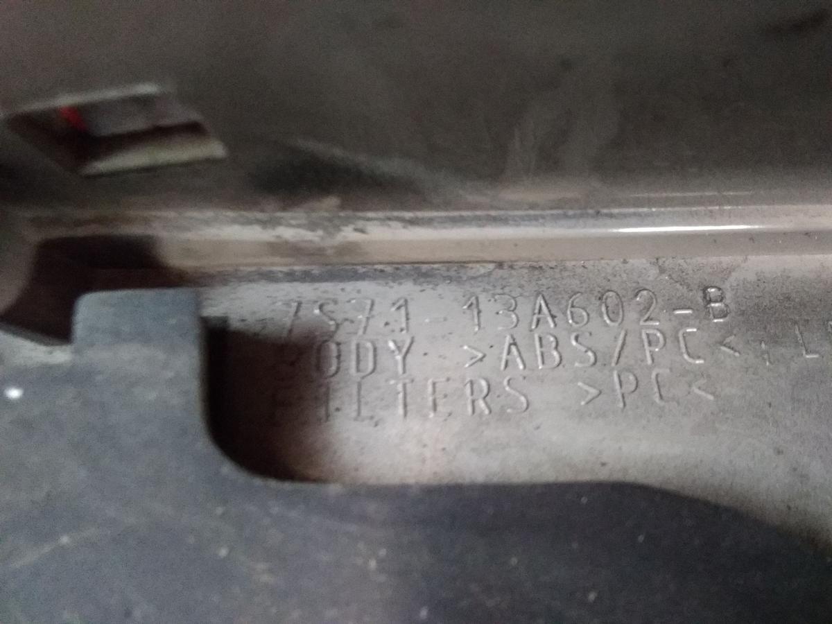 Ford Mondeo 4 BA7 Kombi original Rückleuchte Heckleuchte innen rechts BJ2009