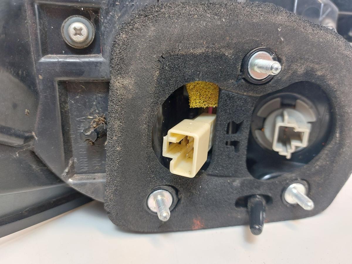 Mazda 6 GH Kombi R&uuml;ckleuchte Schlussleuchte R&uuml;cklicht hinten aussen rechts 10-12