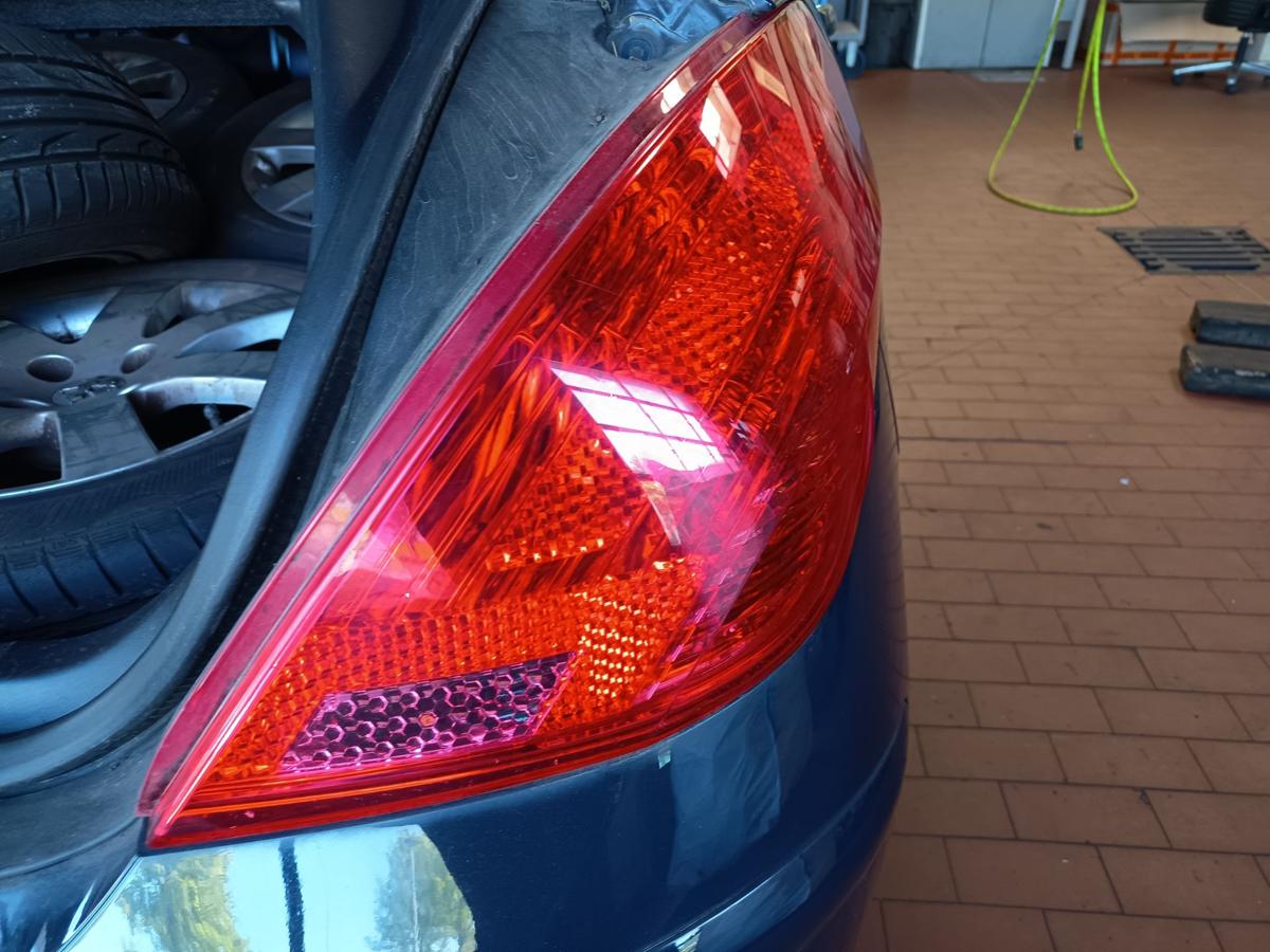 Peugeot 308I original R&uuml;ckleuchte rechts 5 T&uuml;rer Baujahr 2008