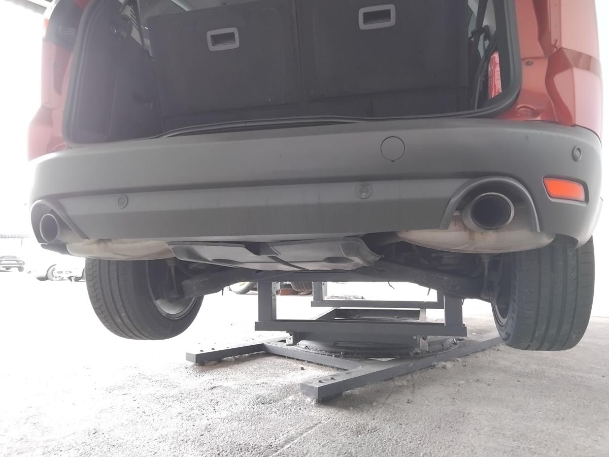 Ford S-Max 1 WA6 original Stossf&auml;nger Sto&szlig;stange hinten PDC tangorotmet. BJ2008