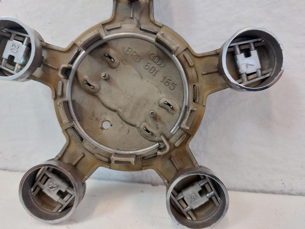 Audi A3 8V Sportback Nabelkappe Radbolzenabdeckung Alufelge 17 Zoll OEM