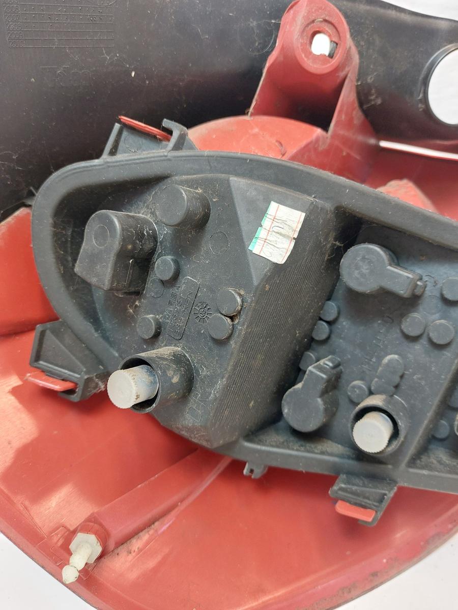 Renault Clio 3 III BR R&uuml;ckleuchte rechts R&uuml;cklicht Heckleuchte 3 und 5 t&uuml;rer