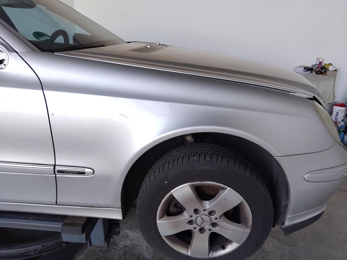 Mercedes E-Klasse 211 original Kotfl&uuml;gel vorn rechts brillantsilber 744 BJ2004