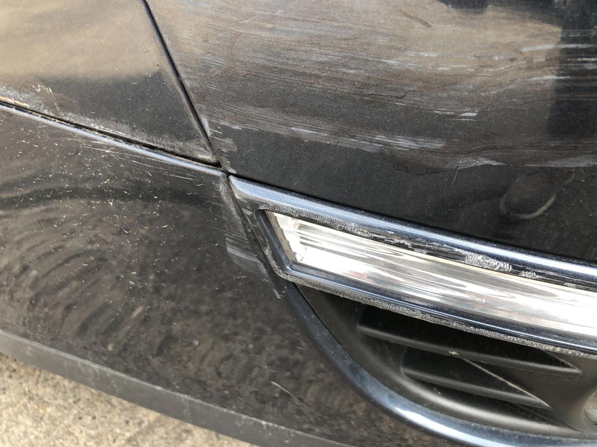 VW Passat 3C B6 Sto&szlig;f&auml;nger vorn Frontsch&uuml;rze Grill Nebel LC5F Blue Graphit