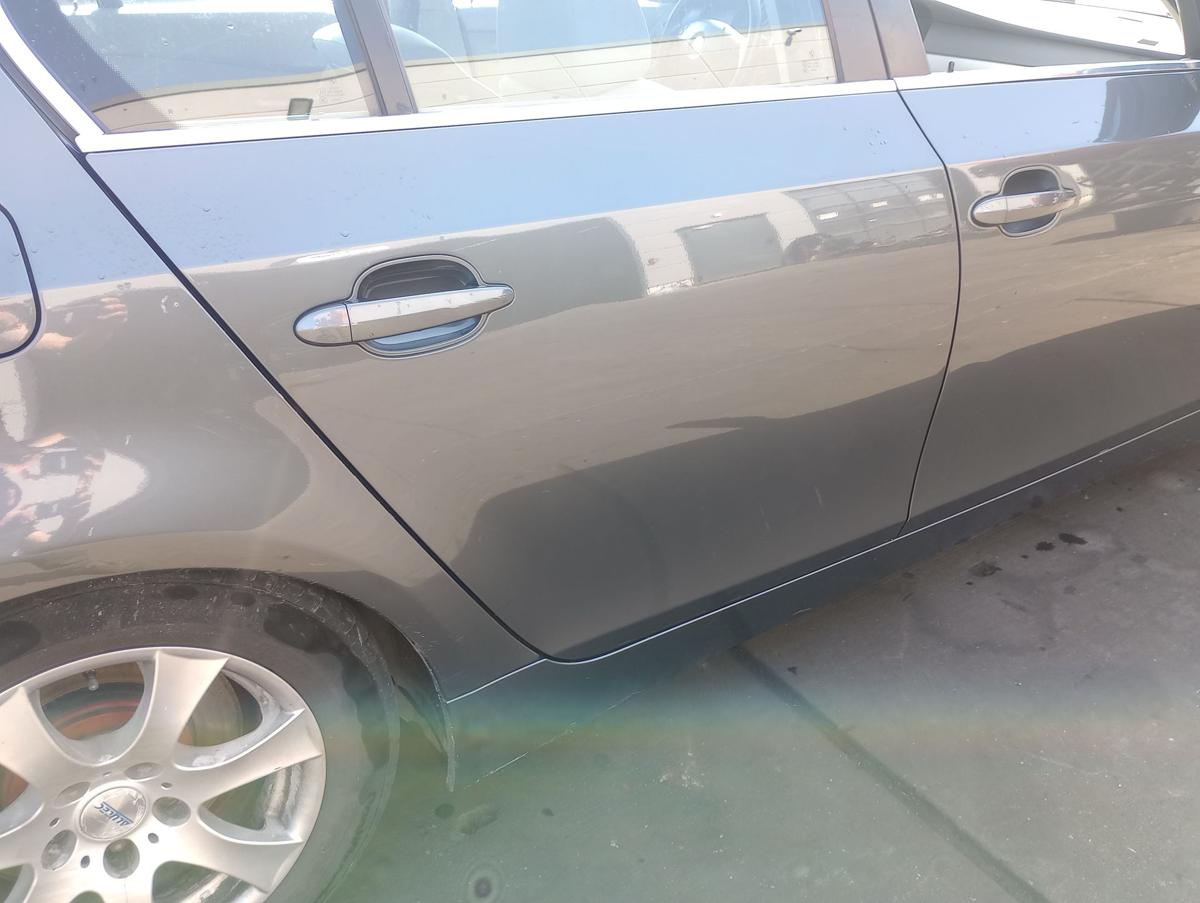 BMW 5er E60 orig Tür hinten rechts Beifahrerseite Limo A36 Titangrau Bj 2005