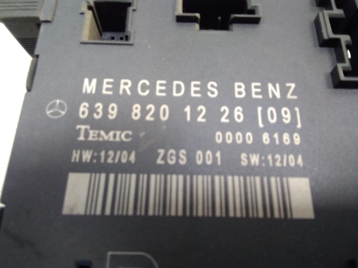 Mercedes Benz Vito 639 original T&uuml;rsteuerger&auml;t vorn rechts 6398201226 BJ2008