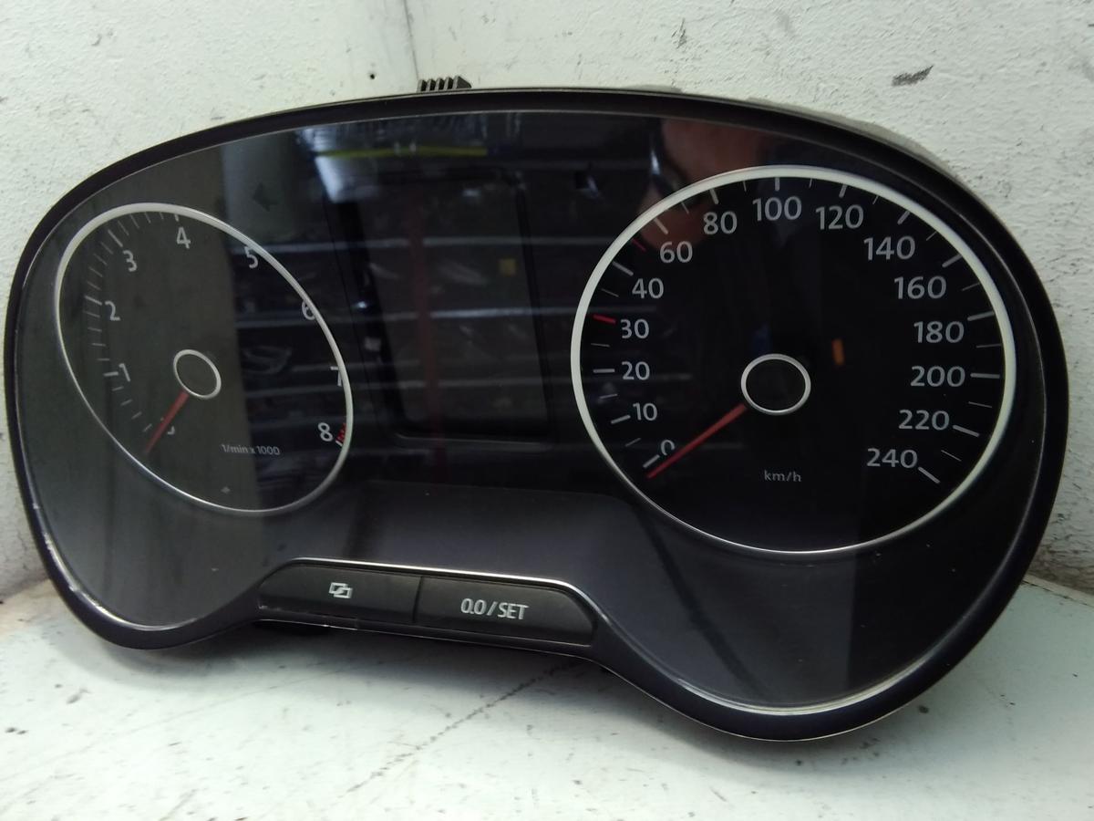 VW Polo 6R original Kombiinstrument Tacho Armatur 1.4 63kw mit MFA Bj.2010