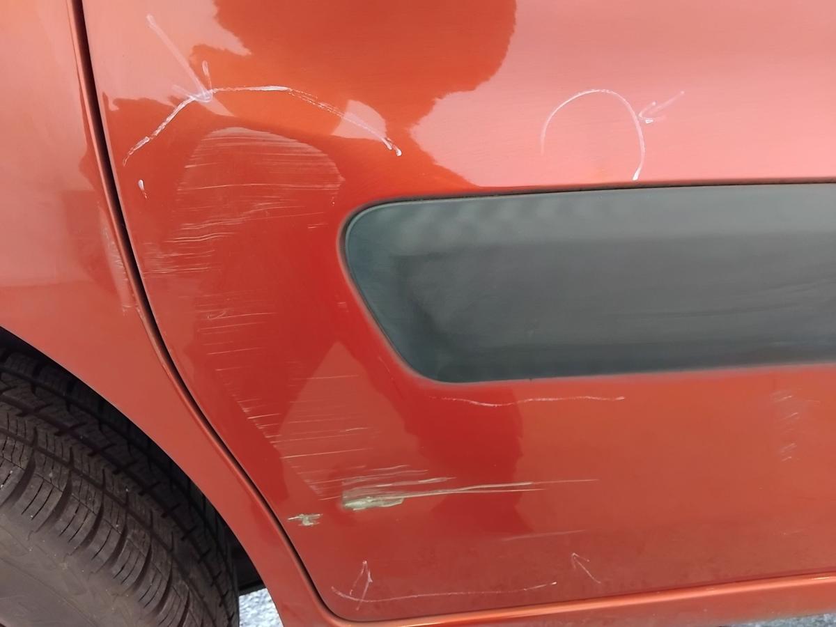 Citroen Berlingo 2 Schiebet&uuml;r rechts EKQ luziferrot besch&auml;digt BJ2010