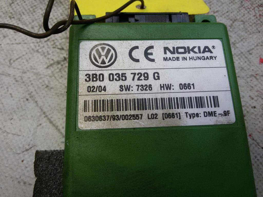 VW Passat 3BG Bj.2004 original Telefon-Interface 3B0035729G