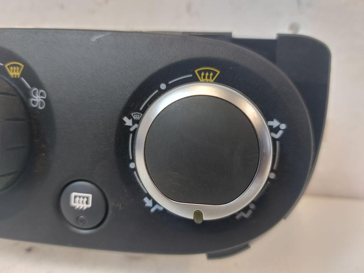 Renault Clio IV X98 TCe90 Klimabedienteil Heizungsregulierung manuelle Klima