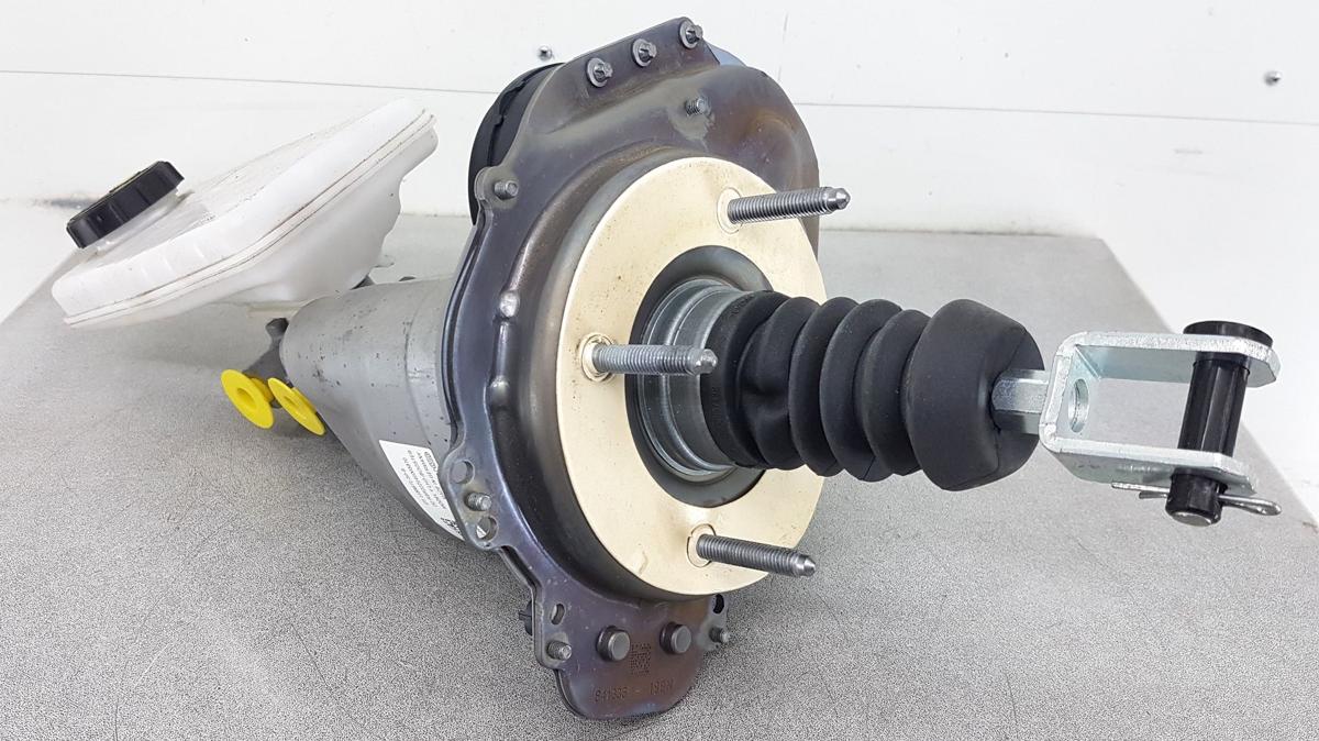 Tesla Model Y Bremskraftverst&auml;rker Bj2022 1188671-50-B Hauptbremszylinder