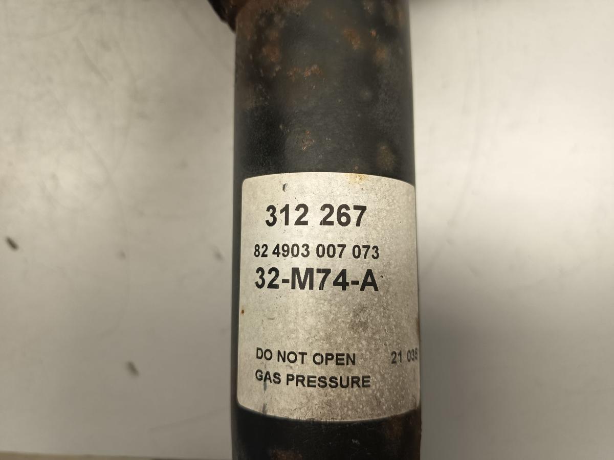 VW Golf V orig Federbein vorn links D&auml;mpfer Benzin 1,6l 75kW Bj 2004