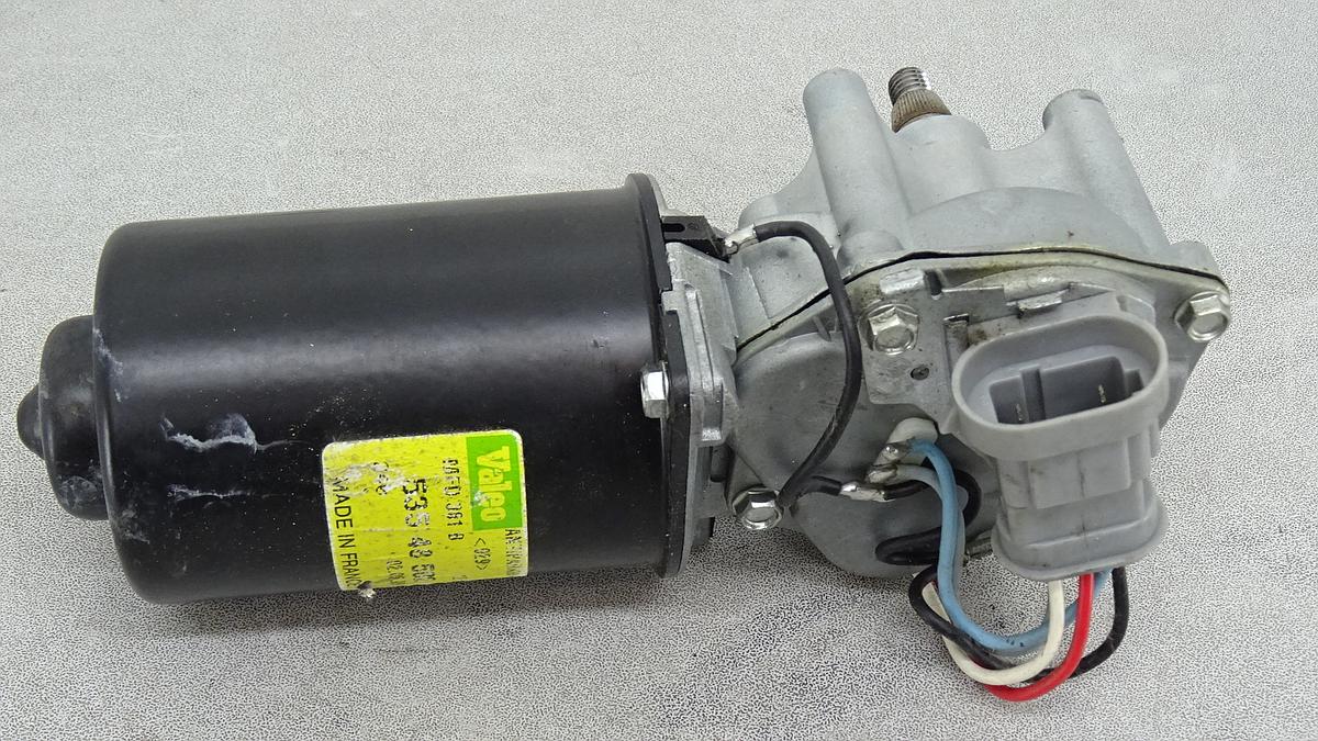 Renault Megane Wischermotor vorn Bj1999 53548502