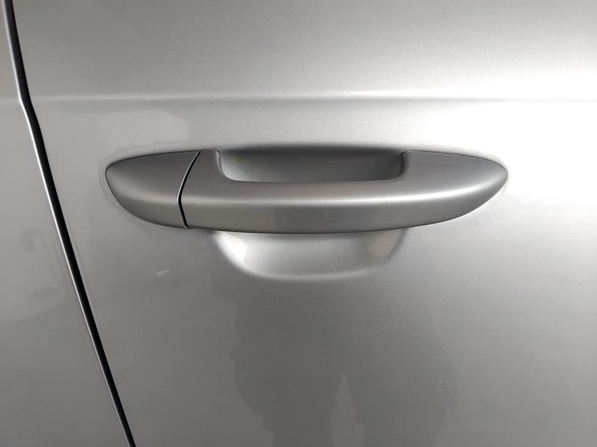 VW Passat 3C T&uuml;r vorn rechts Beifahrert&uuml;r arcticbluesilver LB5M BJ2007