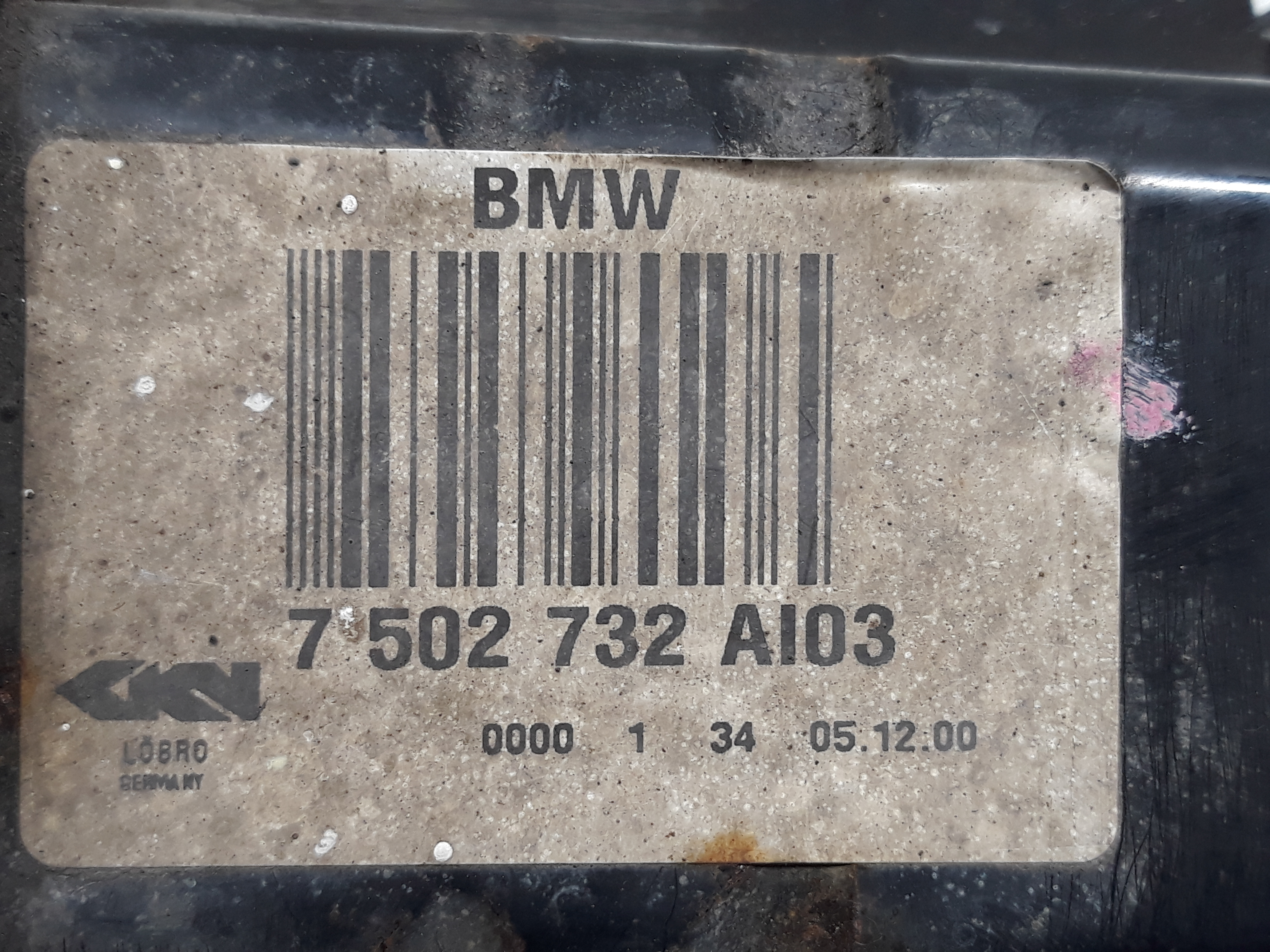 BMW E46 325xi Bj2000 Gelenkwelle Antriebswelle vorn rechts Manschetten porös