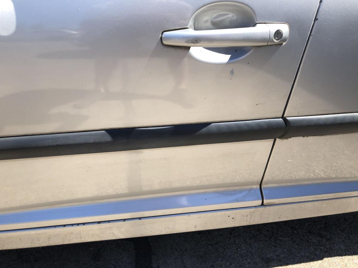 Peugeot 207 WA WC T&uuml;r vorn links Fahrert&uuml;r nur 5 t&uuml;rer Rohbau EZR Aluminiumgrau