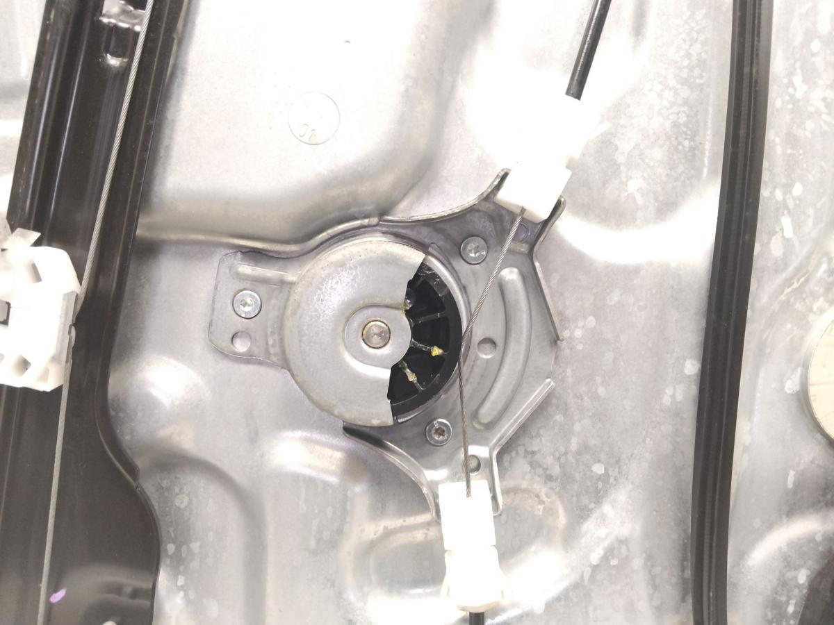 Nissan Qashqai J10 original Fensterheber vorn links elektrisch Bj.2011