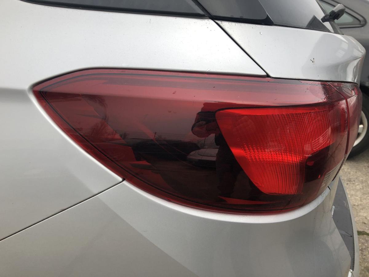 Opel Astra K B16 Caravan Rückleuchte links außen Ecke Rücklicht kein LED
