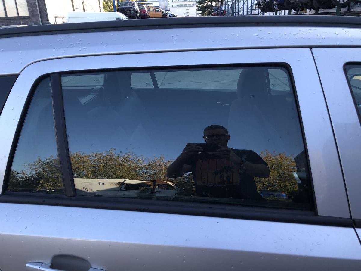Opel Astra H Caravan T&uuml;rscheibe hinten rechts Fondt&uuml;r Scheibe Colorglas Kombi