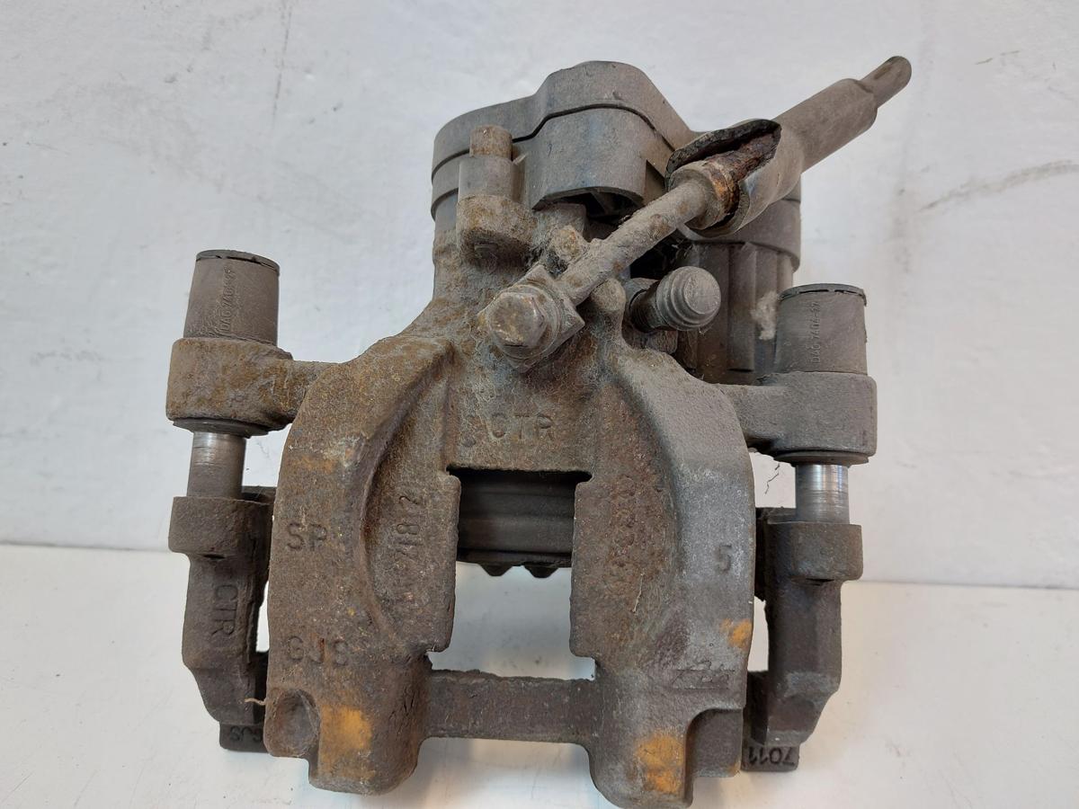 VW Passat 3G B8 Bremssattel hinten links Bremszange elektrische Parkbremse 300mm