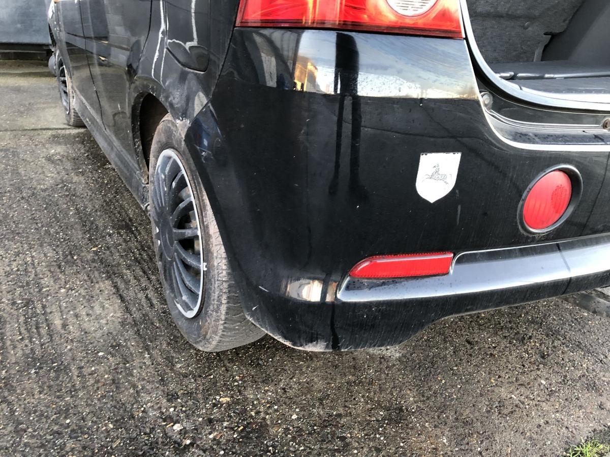 Daihatsu YRV M2 Stossf&auml;nger hinten N05 schwarz Stossstange Bumper