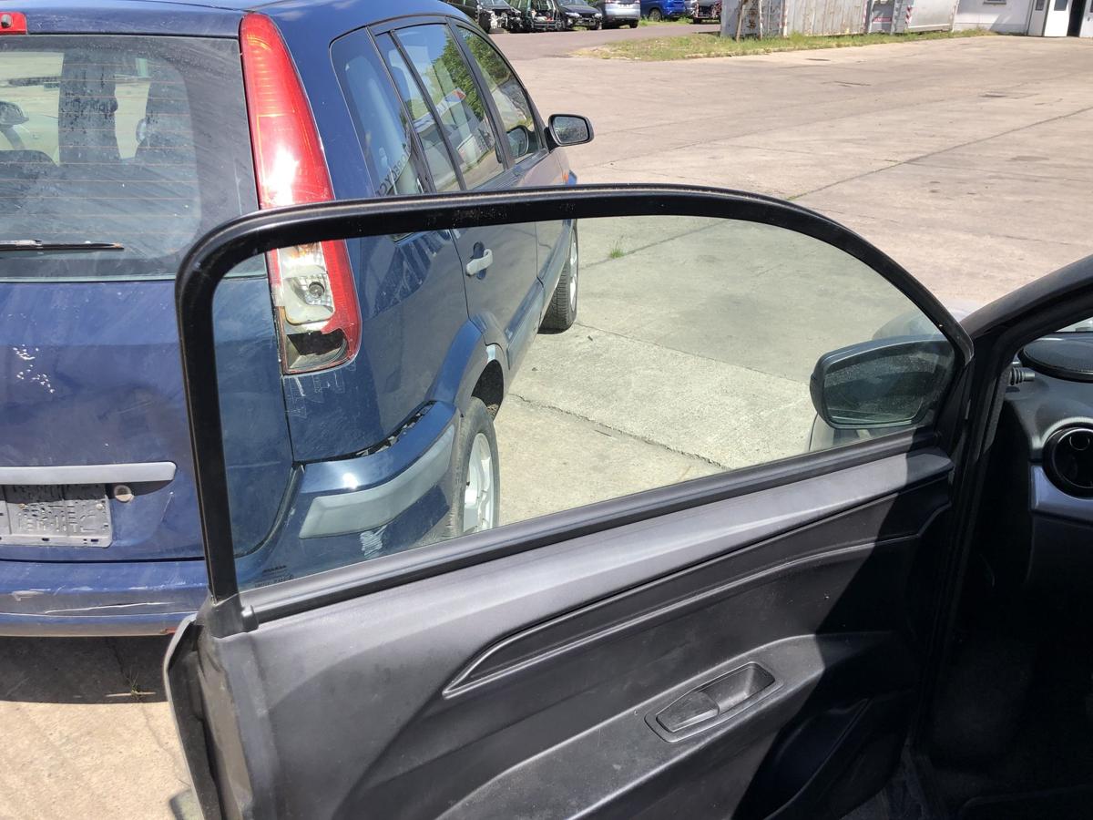 Aixam Minauto Access Modell 2021 Tür vorn links Fahrertür mit Scheibe elektrisch